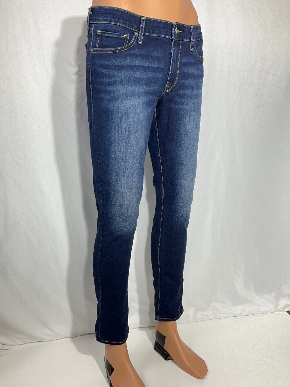 Levis 711 Skinny Size 31 Womens Denim Jeans 18881-0156